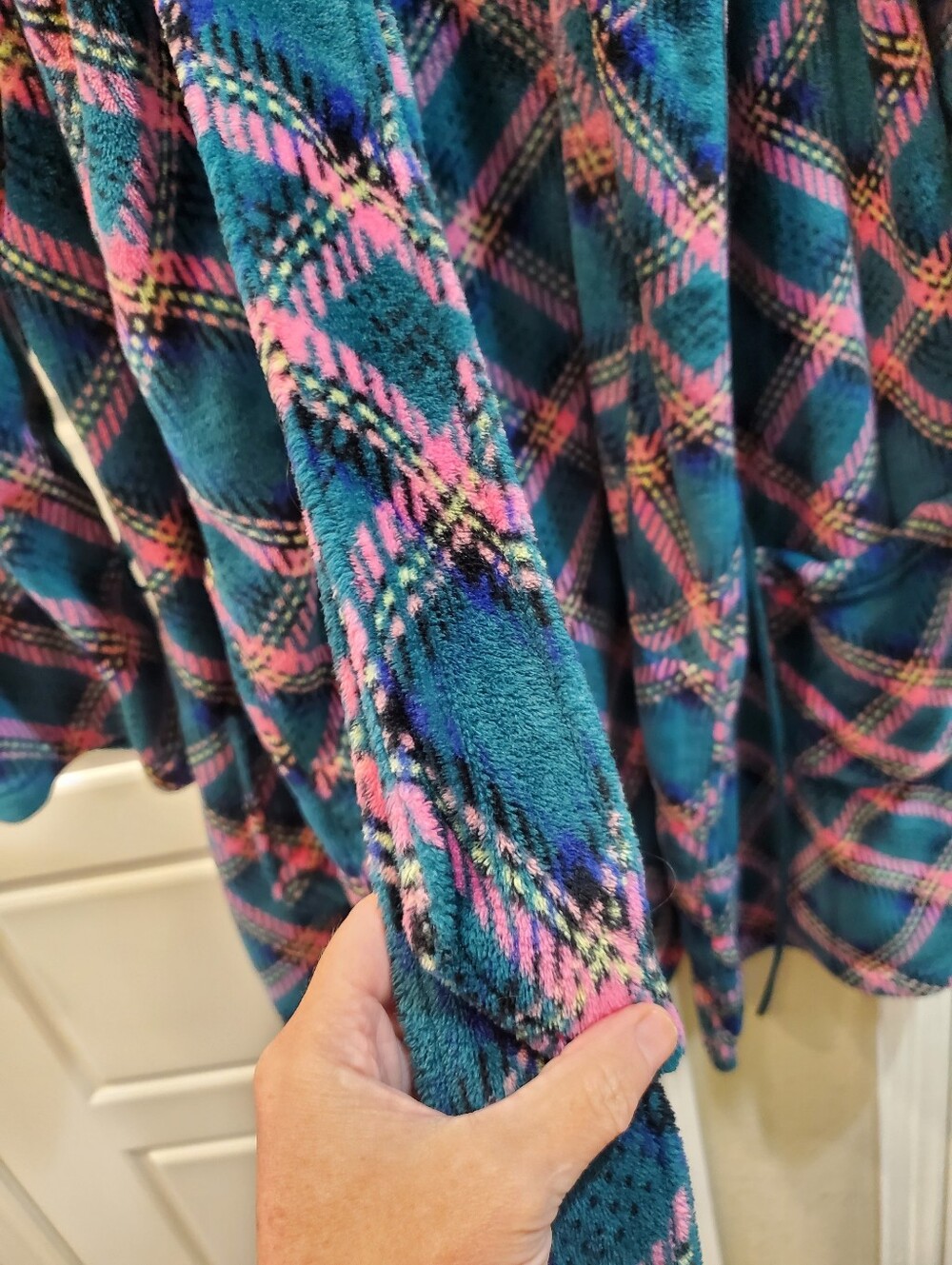 Victorias Secret Robe - Picture 4 of 7